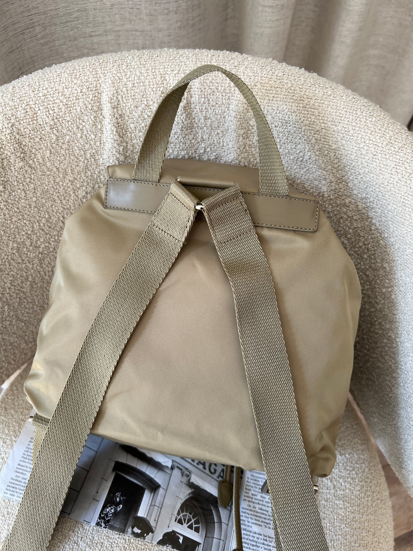 Vintage Prada khaki nylon backpack🥯