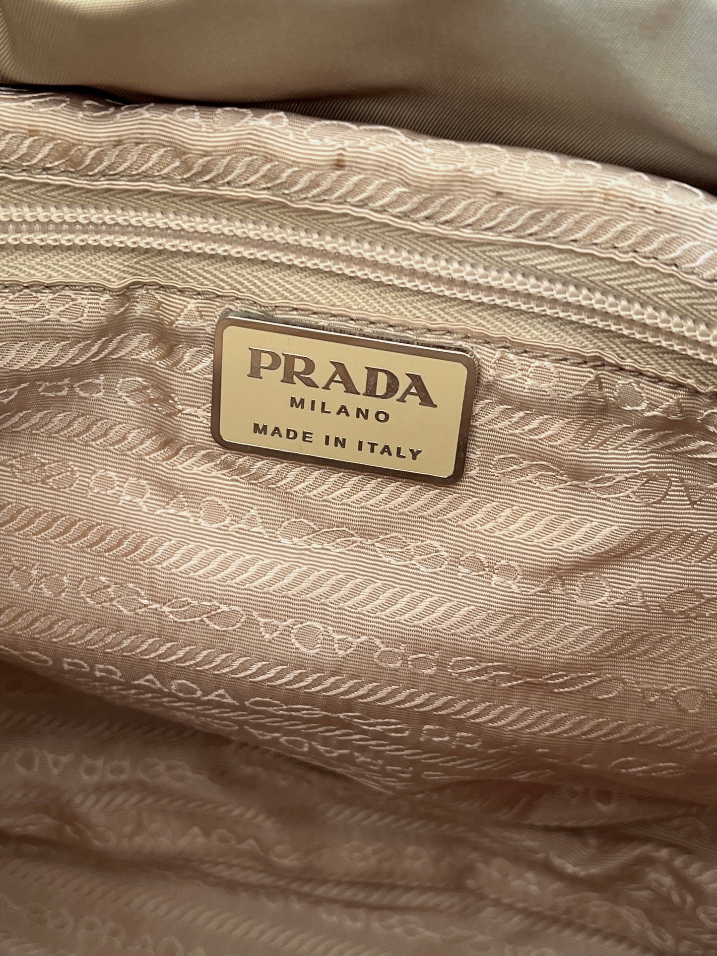 Vintage Prada khaki nylon backpack🥯