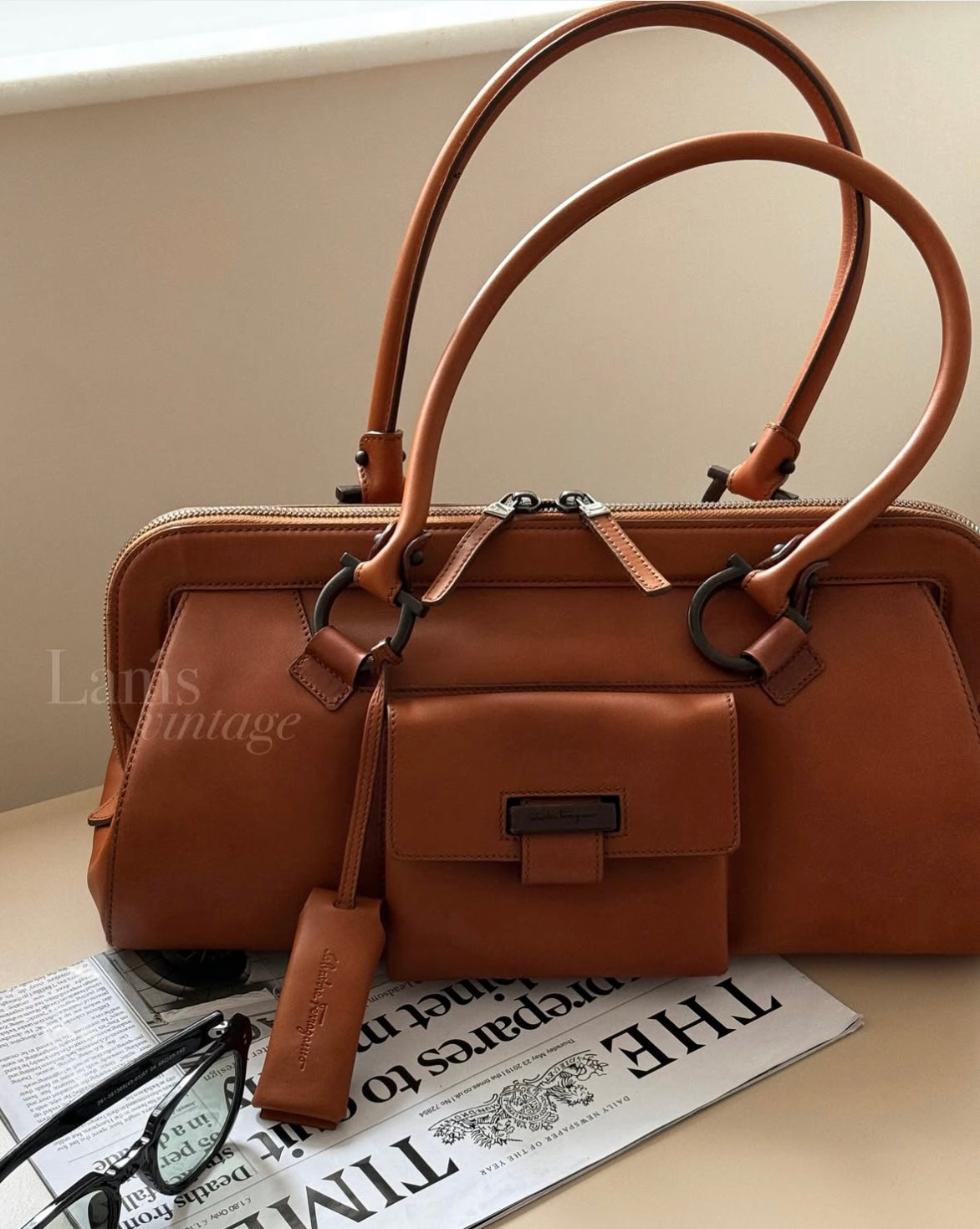 Vintage Salvatore Ferragamo木扣shoulder bag🪵