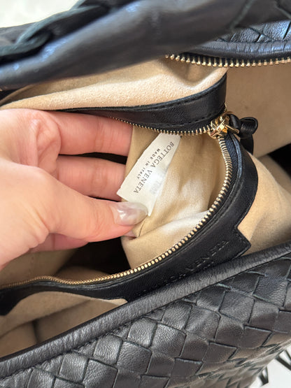 Vintage Bottega Veneta hobo bag 38🎬