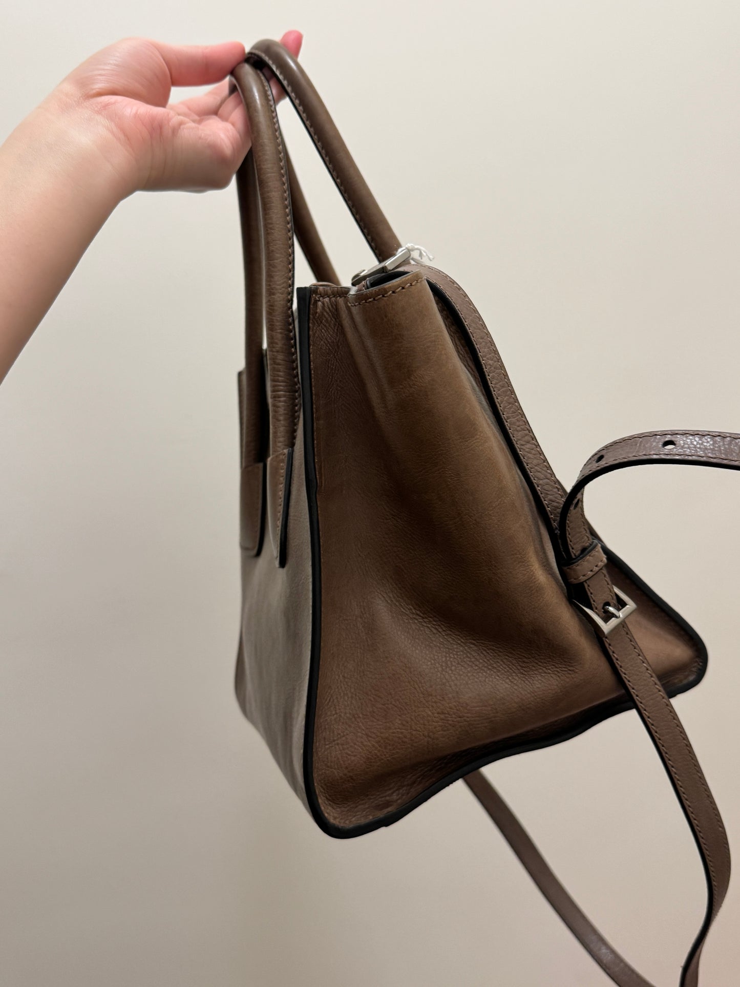 Vintage Prada square tote 2-way🐻