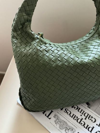 Vintage Bottega Veneta intrecciato olive hobo🍸