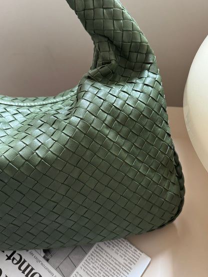 Vintage Bottega Veneta intrecciato olive hobo🍸