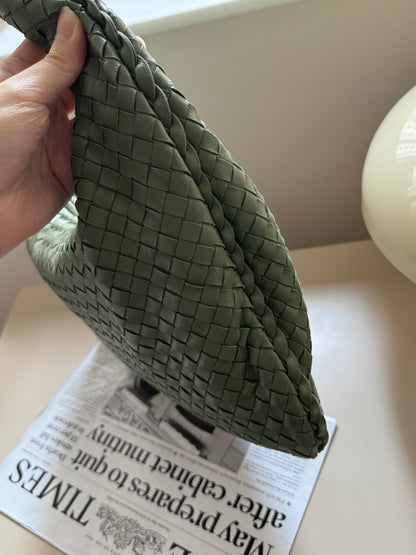 Vintage Bottega Veneta intrecciato olive hobo🍸