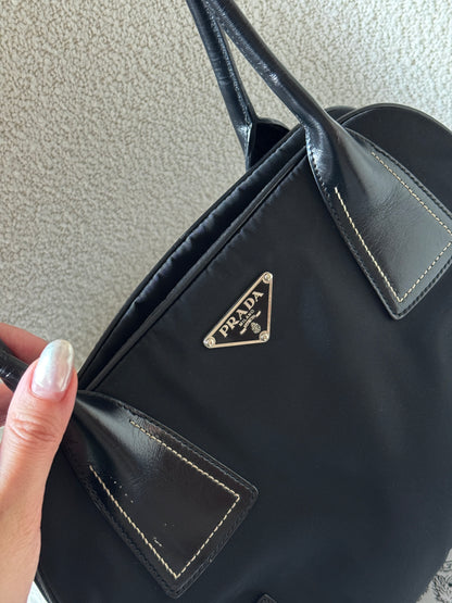 Vintage Prada nylon拼皮保齡包🪐