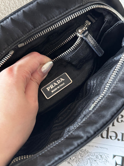 Vintage Prada nylon拼皮保齡包🪐