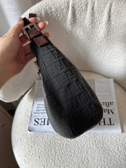 Rare! Vintage Fendi suede牛角hobo🥐