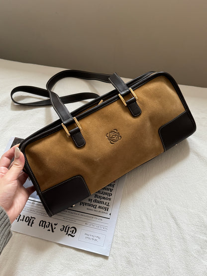 Vintage Loewe suede east west bag🍪