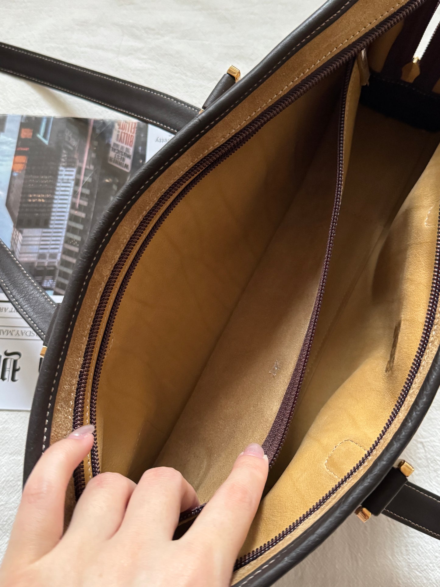 Vintage Loewe suede east west bag🍪