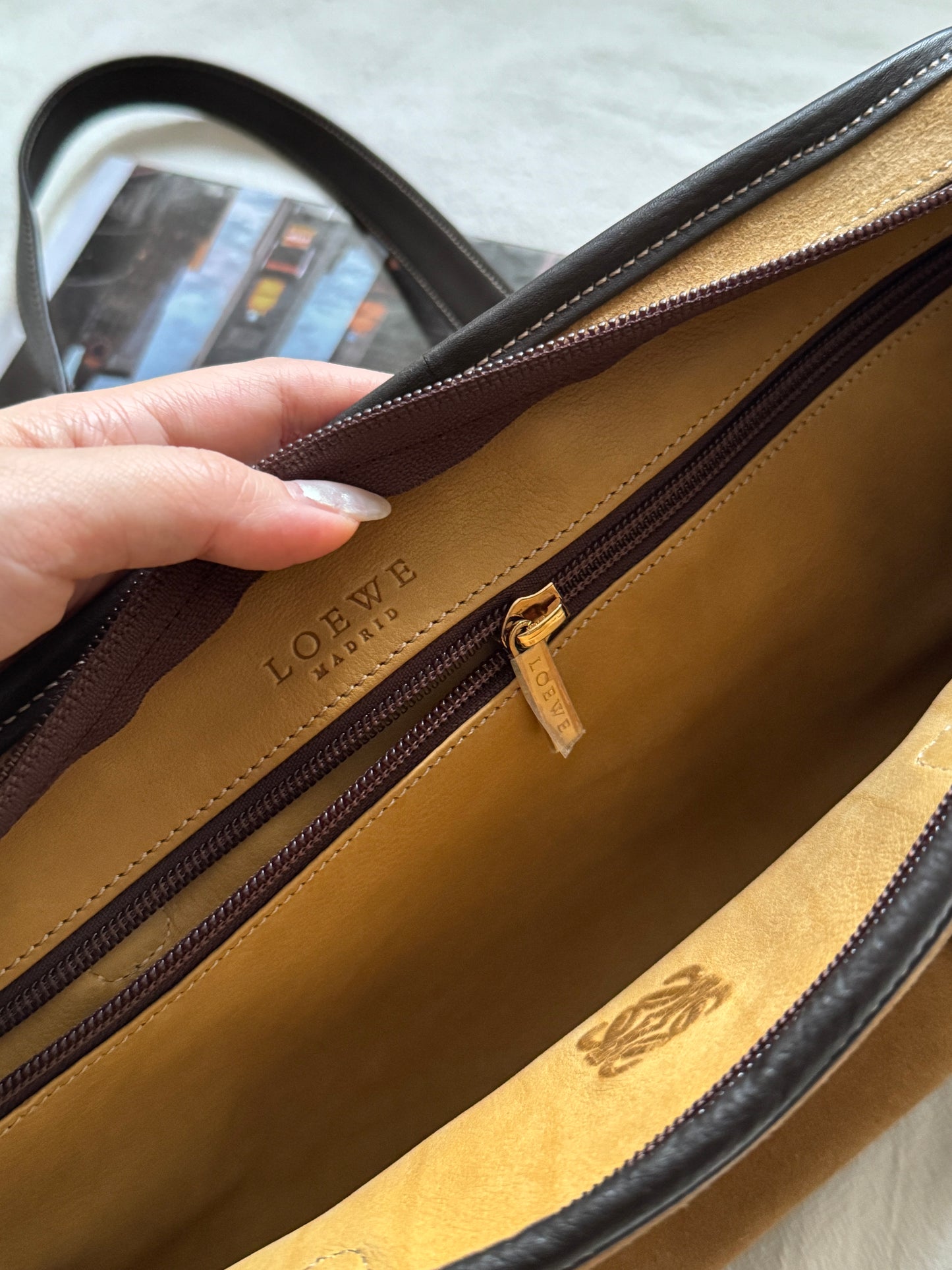 Vintage Loewe suede east west bag🍪