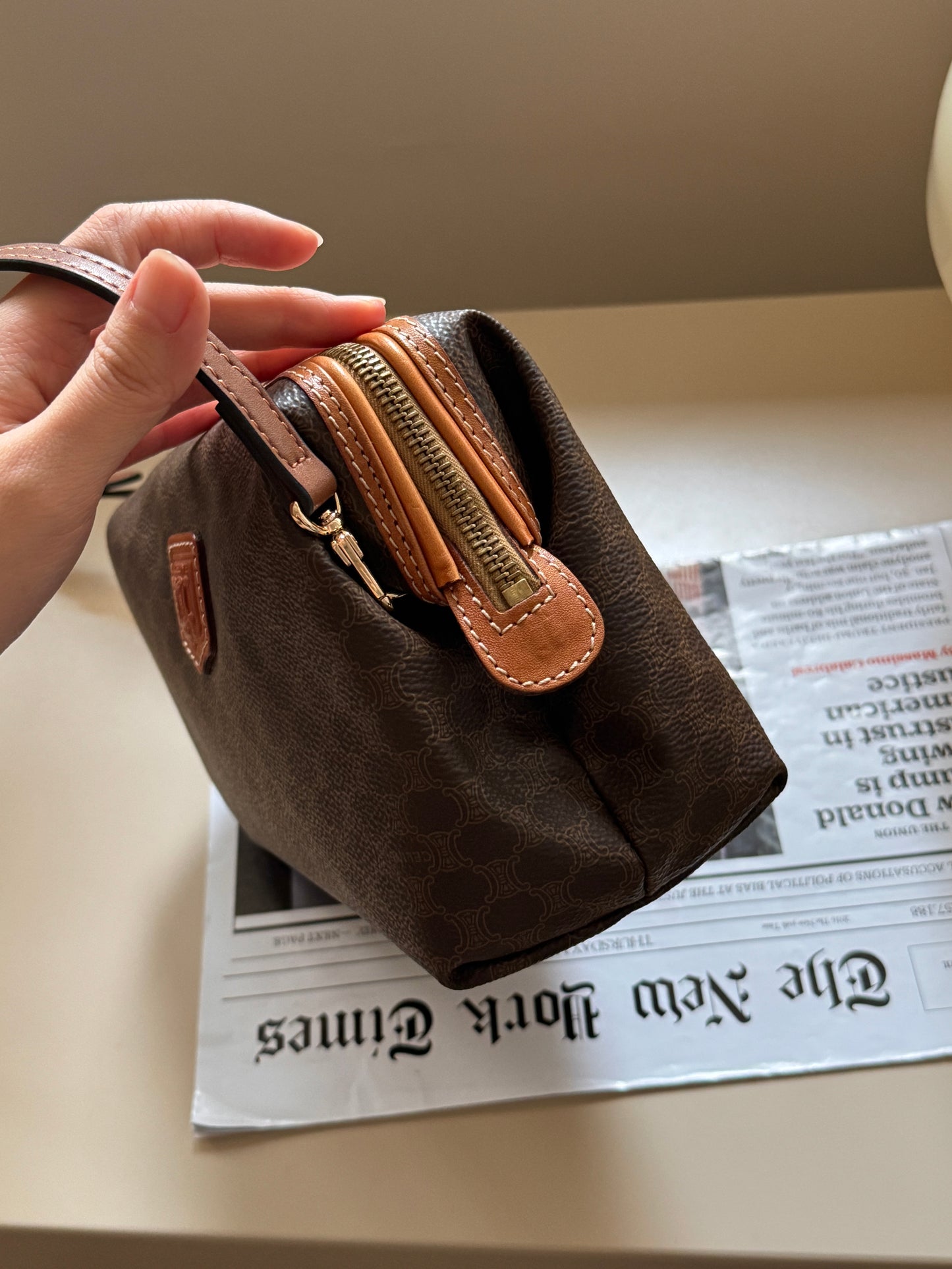 Vintage Celine brown macadam pouch☁️