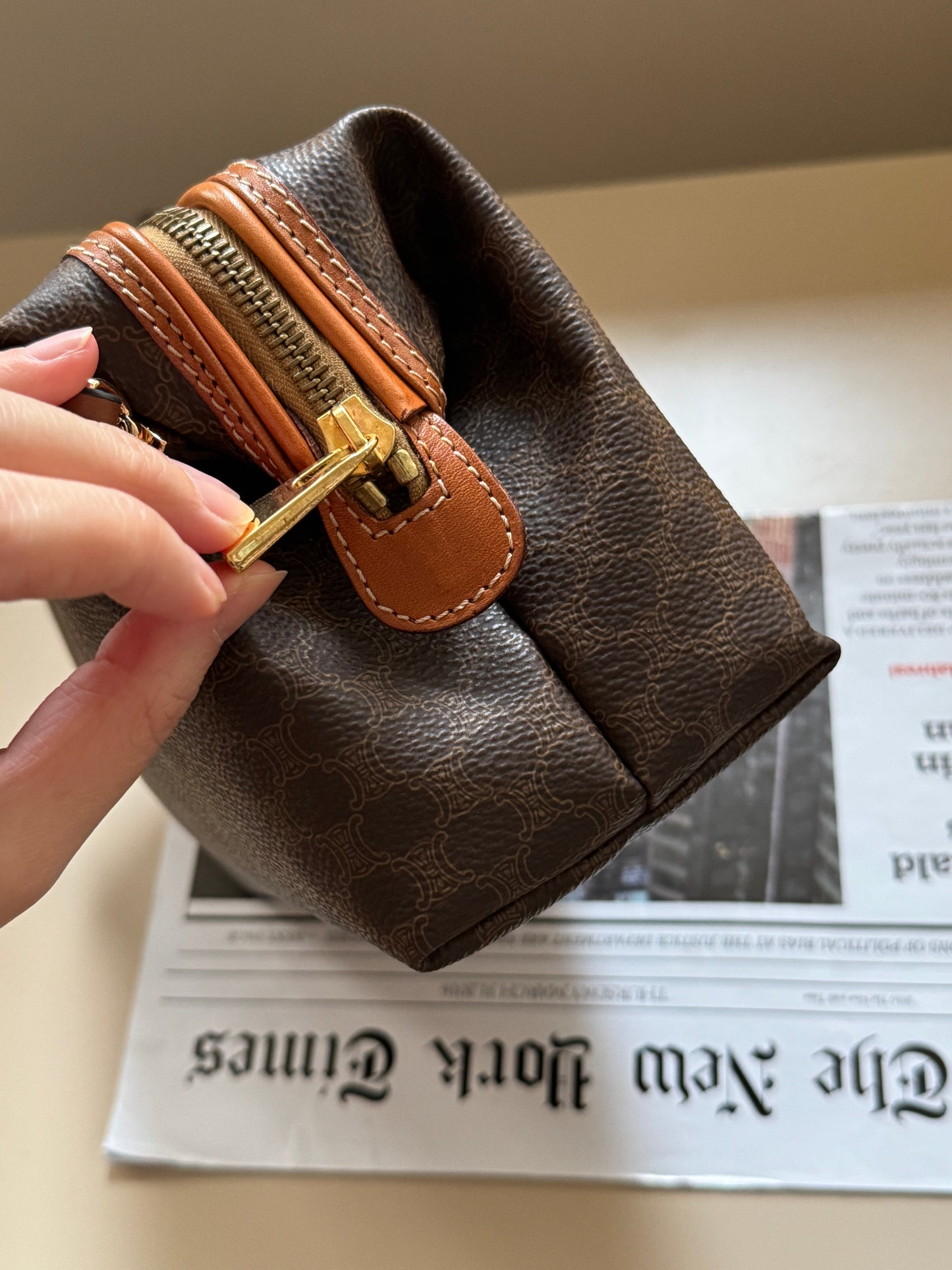 Vintage Celine brown macadam pouch☁️
