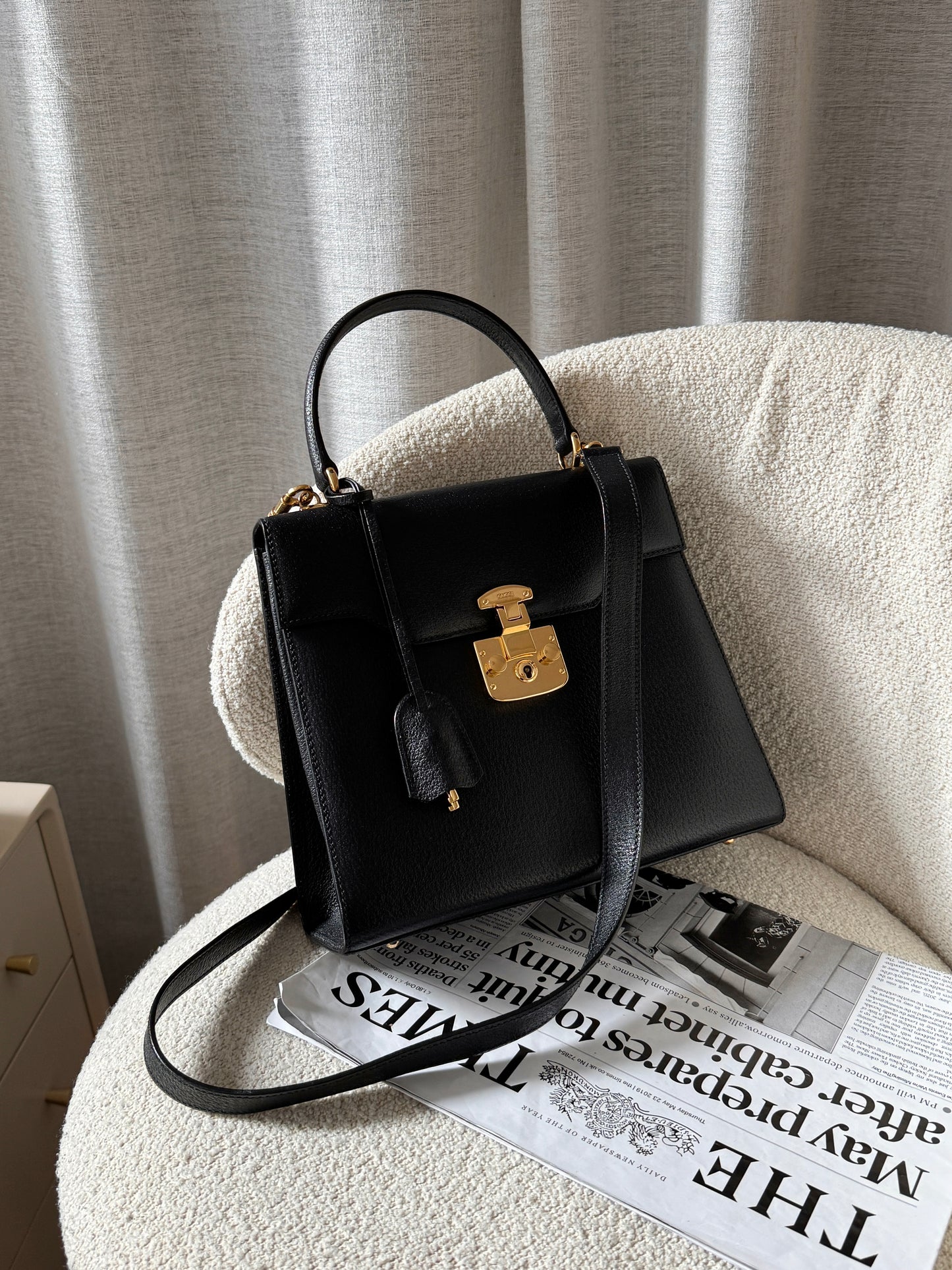 Vintage Gucci 2-way lady lock bag