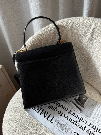 Vintage Gucci 2-way lady lock bag