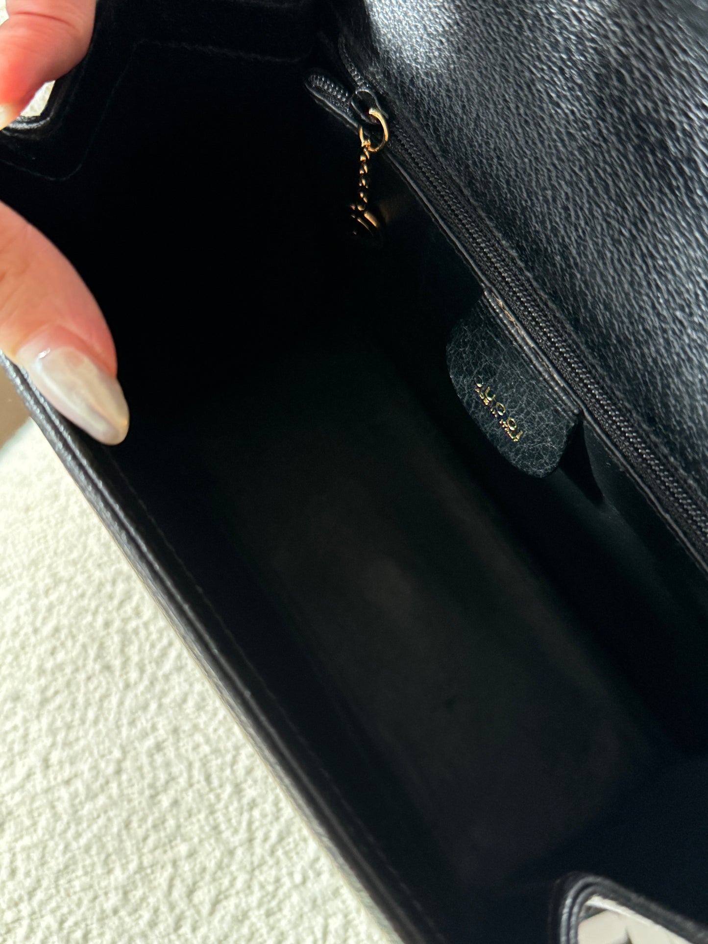 Vintage Gucci 2-way lady lock bag