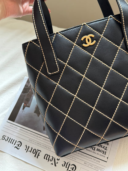 Vintage Chanel calfskin vivian tote