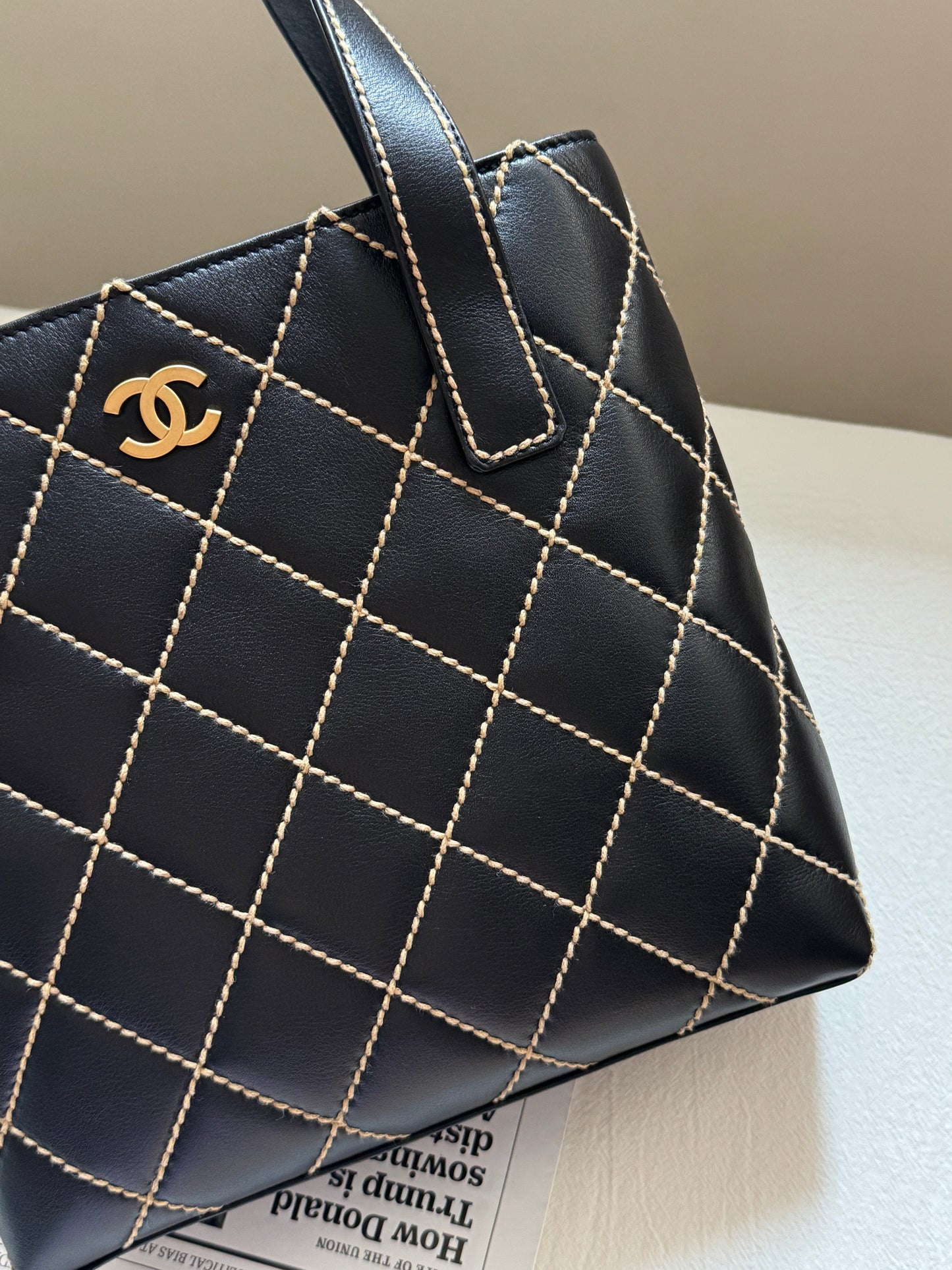Vintage Chanel calfskin vivian tote