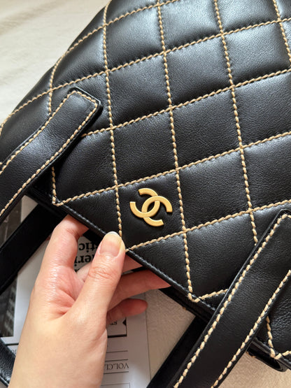 Vintage Chanel calfskin vivian tote
