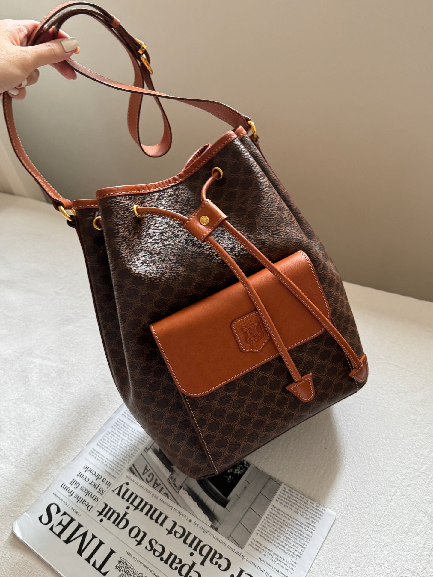 Vintage Celine macadam翻蓋老花水桶包🧺