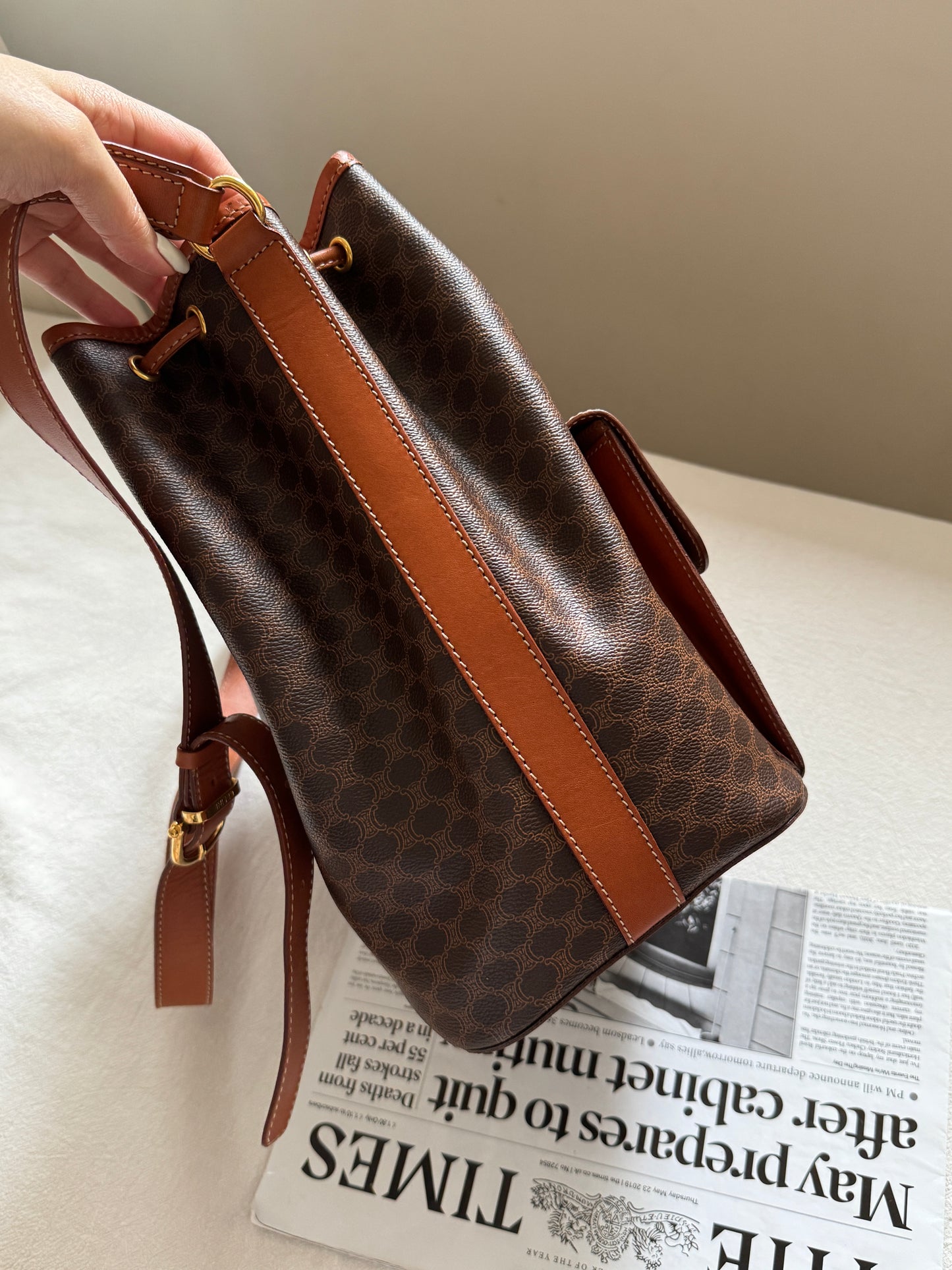 Vintage Celine macadam翻蓋老花水桶包🧺