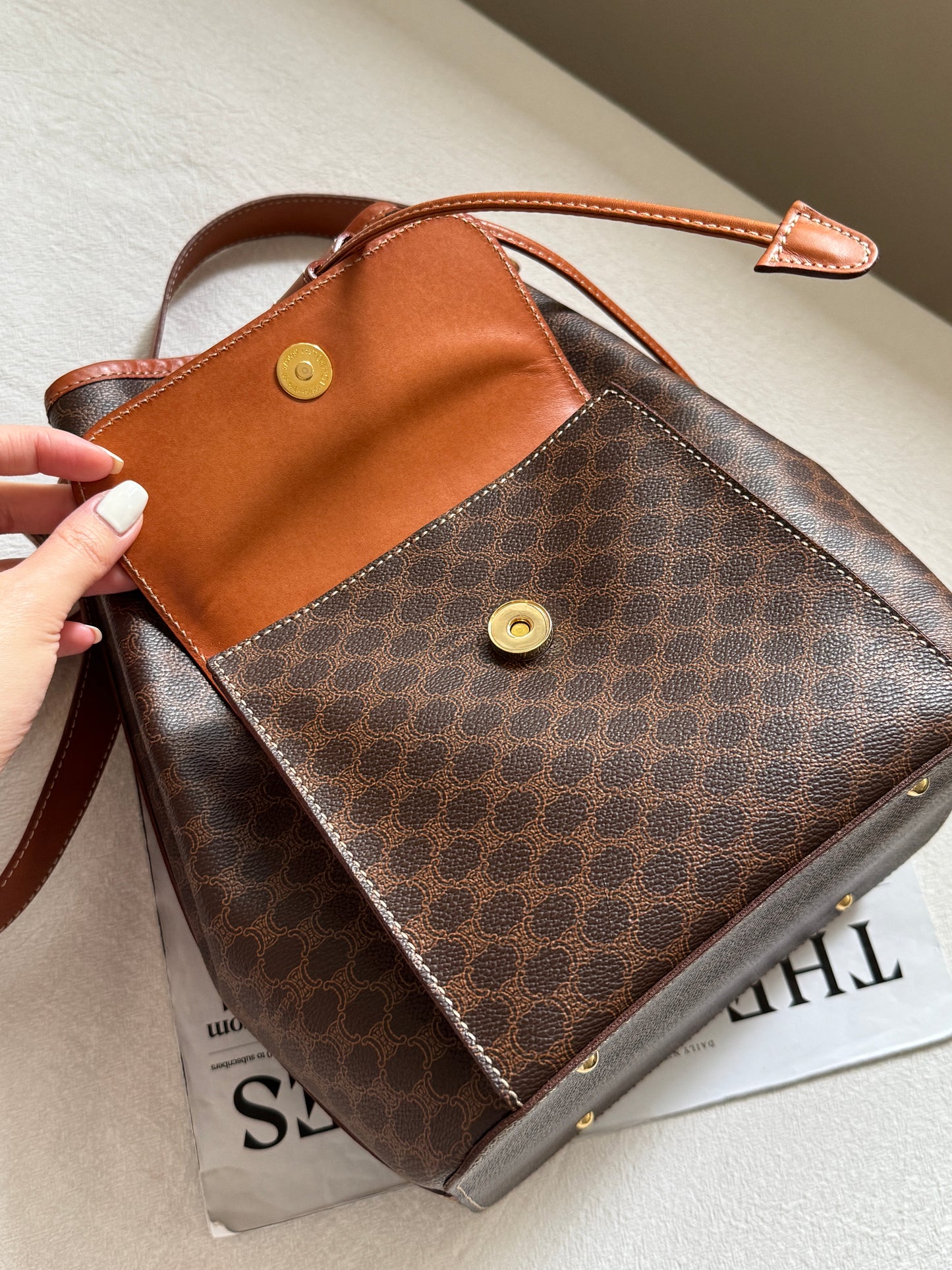 Vintage Celine macadam翻蓋老花水桶包🧺