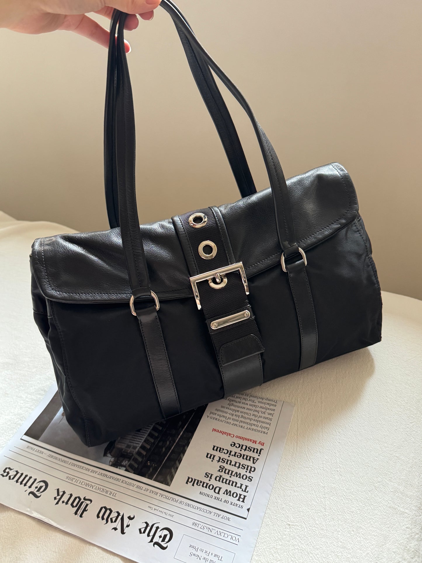 Vintage Prada nylon leather baguette🥖