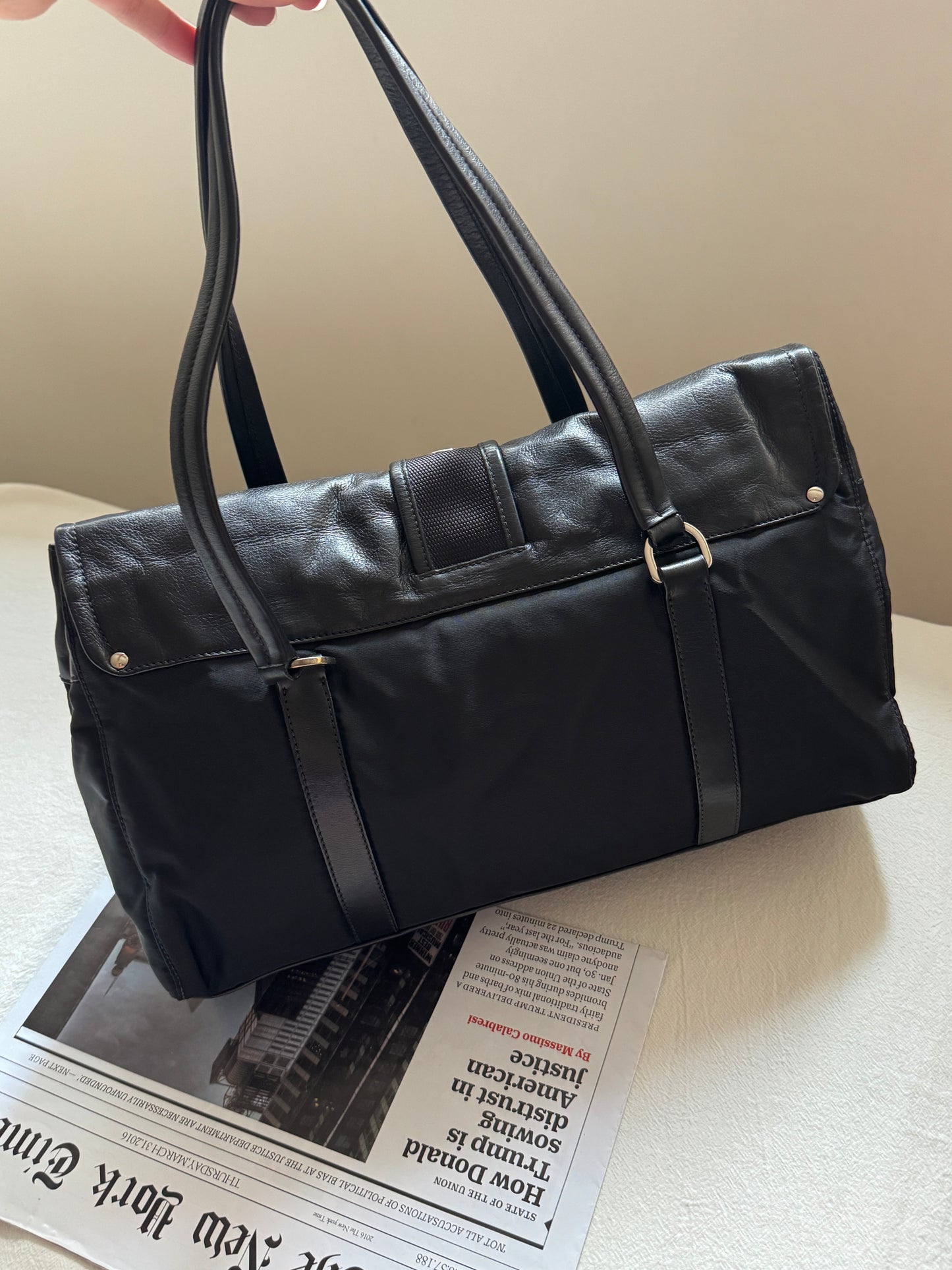 Vintage Prada nylon leather baguette🥖