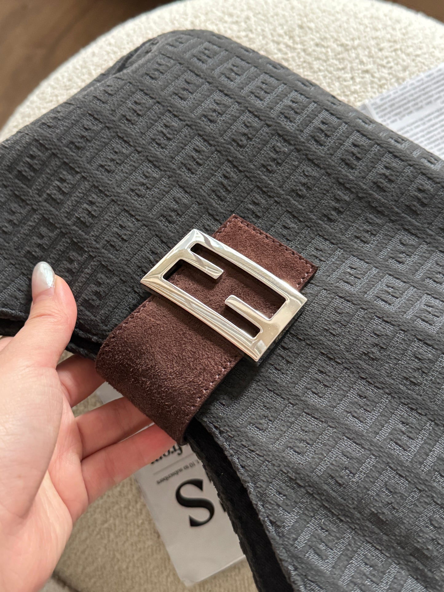 Rare! Vintage Fendi suede牛角hobo🥐