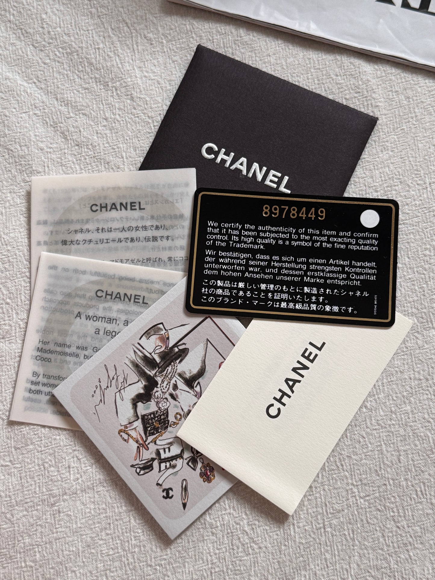 Vintage Chanel chocolate vivian tote🍫