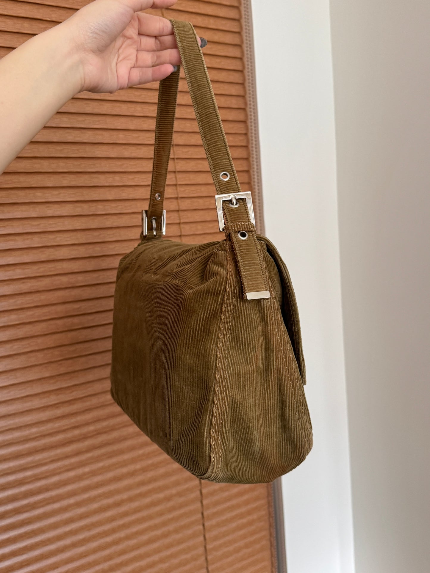 Vintage Fendi 燈芯絨大法棍🍪