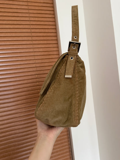 Vintage Fendi 燈芯絨大法棍🍪