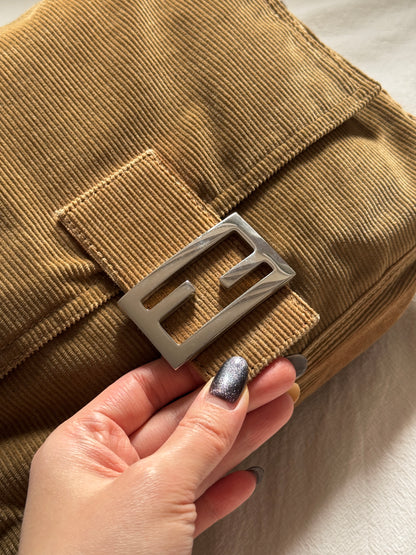 Vintage Fendi 燈芯絨大法棍🍪