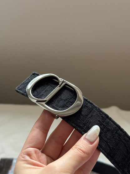 Vintage Dior銀扣暗花belt