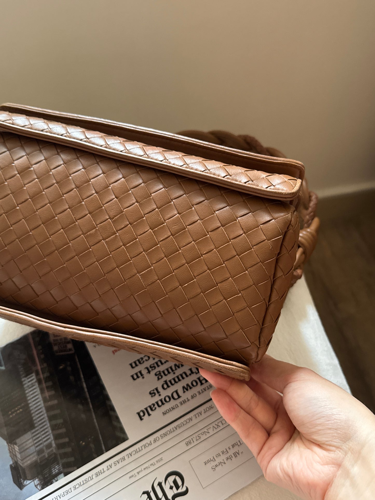 Vintage Bottega Veneta milk tea baguette🥖