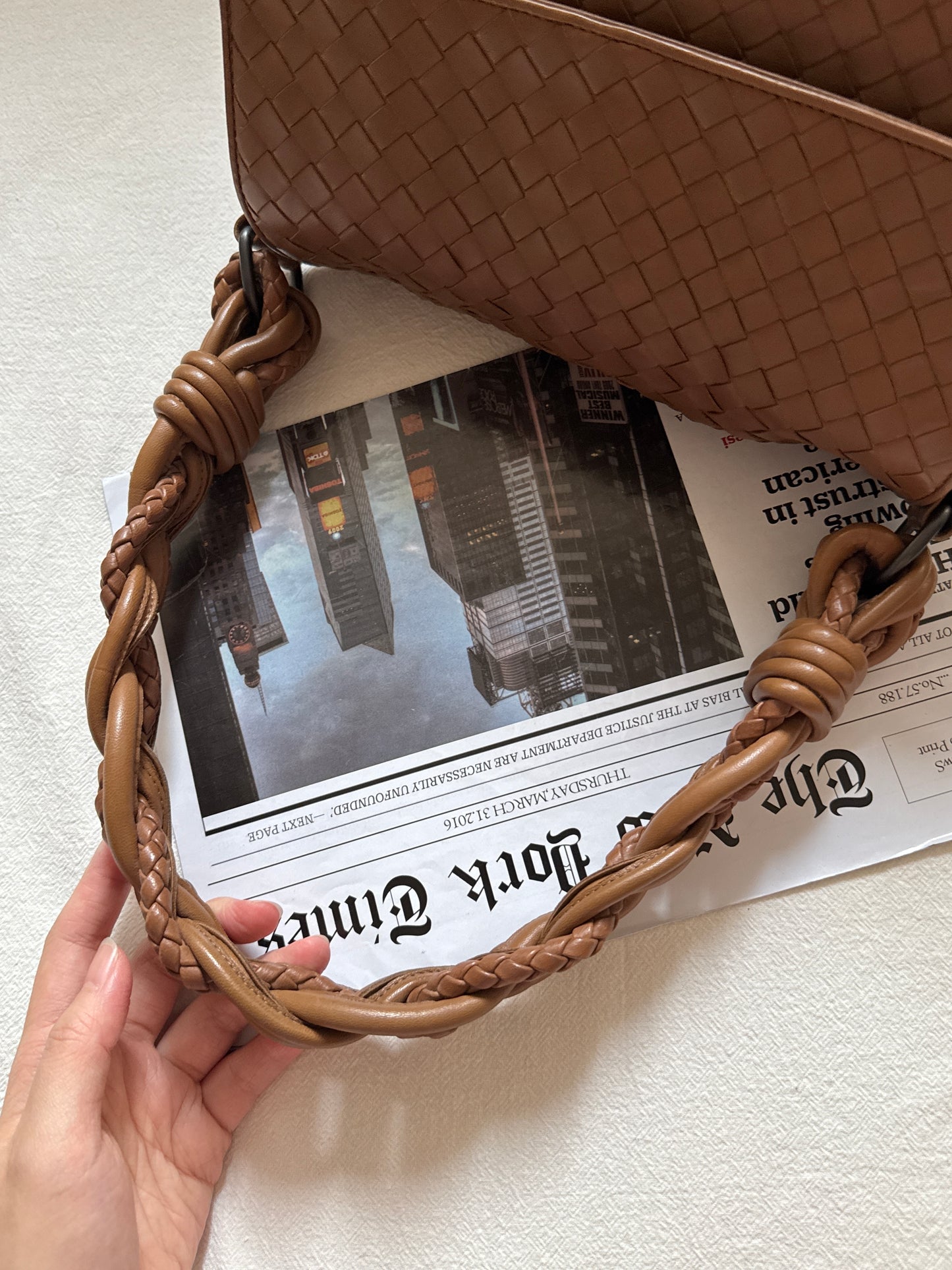 Vintage Bottega Veneta milk tea baguette🥖