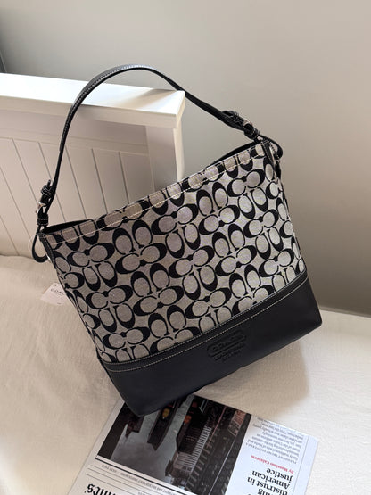 Vintage Coach 老花大tote♠️