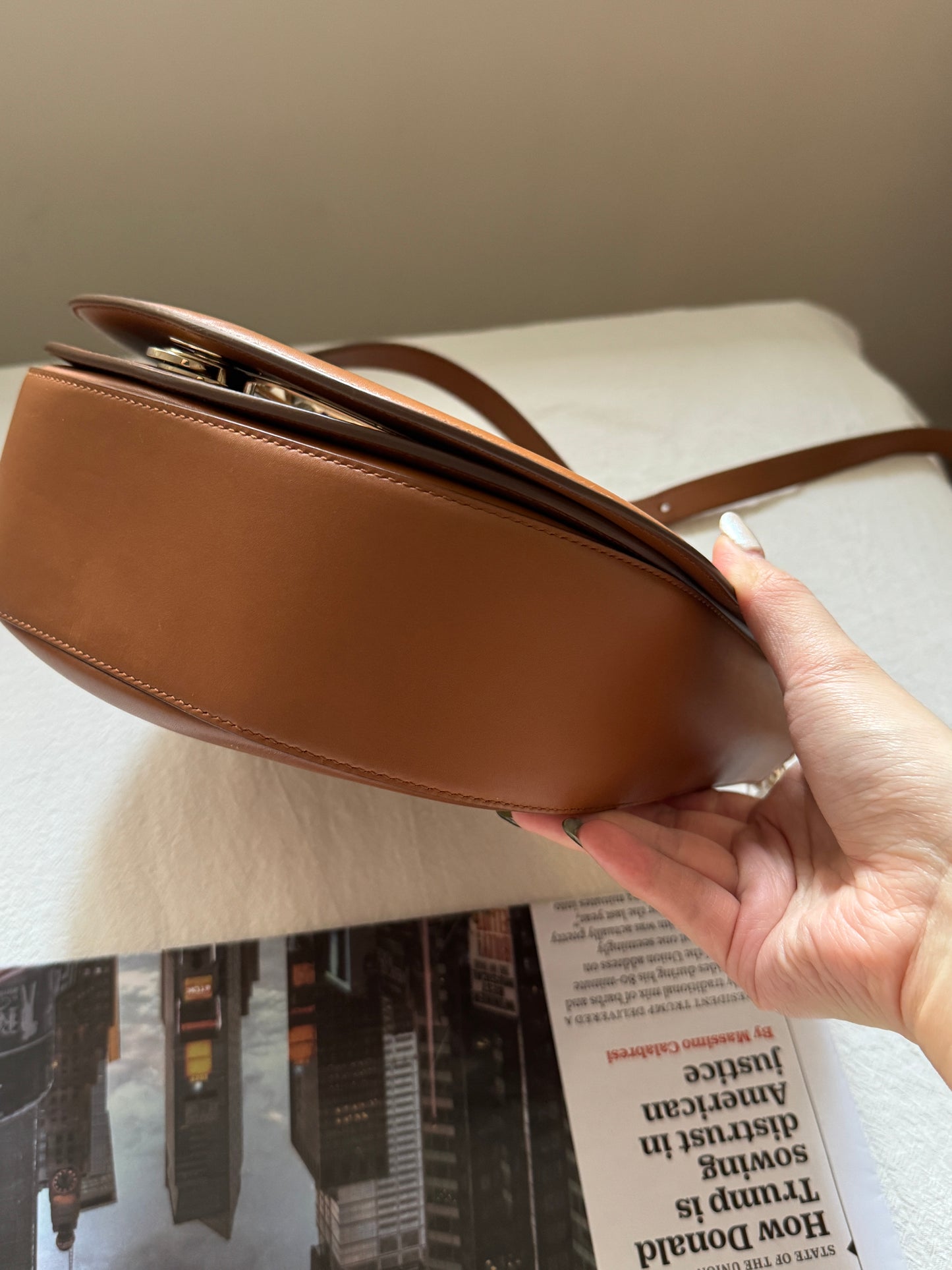 Vintage Salvatore Ferragamo馬蹄大金扣斜背包🍮