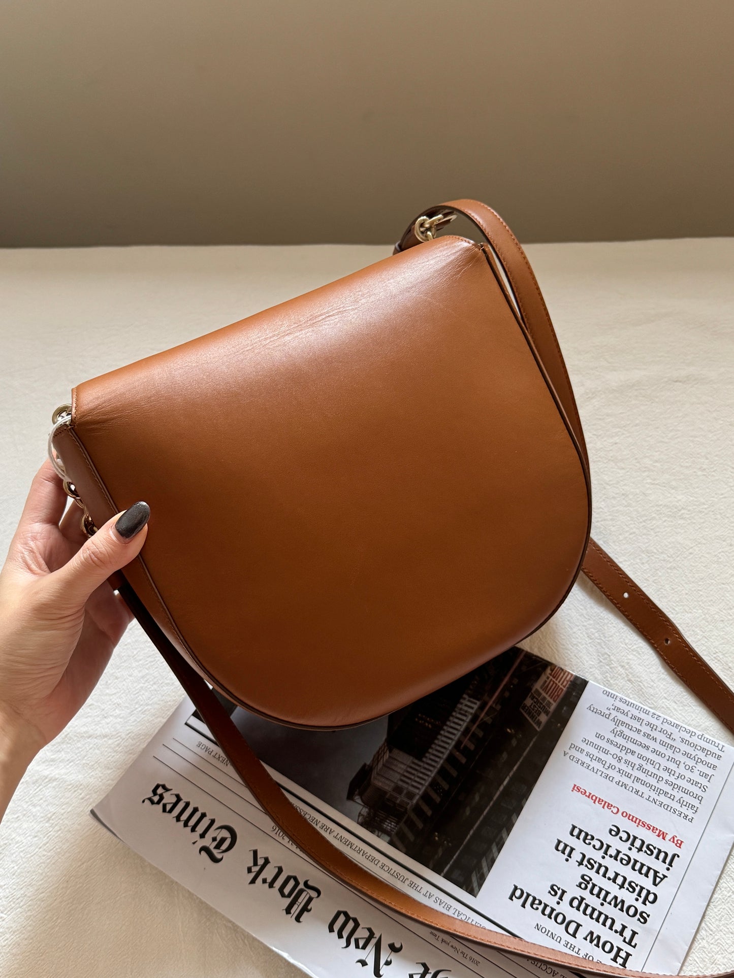 Vintage Salvatore Ferragamo馬蹄大金扣斜背包🍮