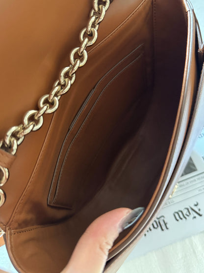 Vintage Salvatore Ferragamo馬蹄大金扣斜背包🍮