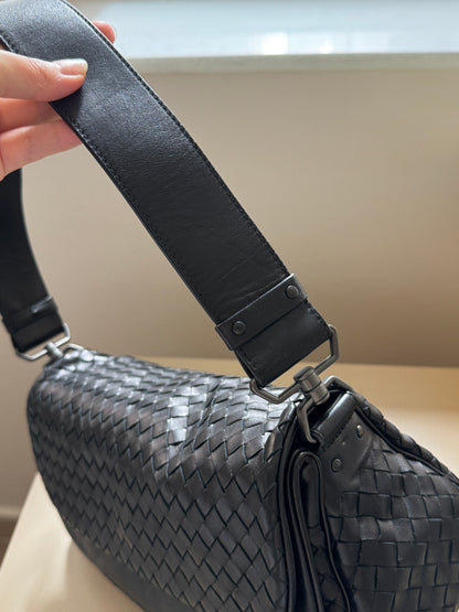 Vintage Bottega Veneta so black double flap baguette🥖