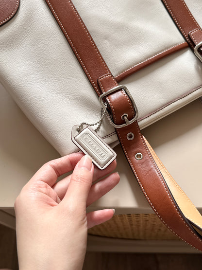 Vintage C o a ch calfskin hampton tote⚾️