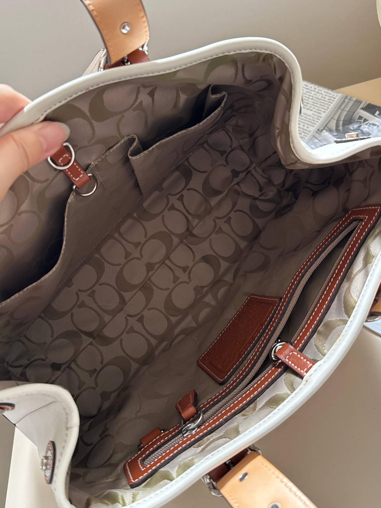 Vintage C o a ch calfskin hampton tote⚾️