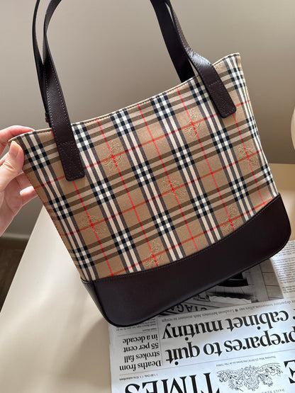 Vintage Burberry戰馬tote bag🎠