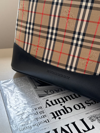 Vintage Burberry 戰馬格紋shoulder bag🪐