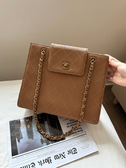 Vintage Chanel wild stitch荔枝牛皮tote bag🧋