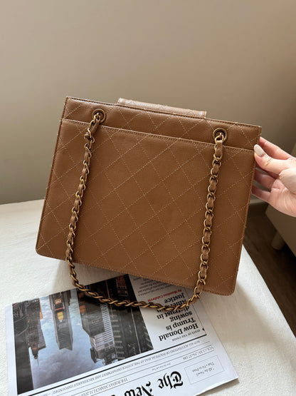 Vintage Chanel wild stitch荔枝牛皮tote bag🧋