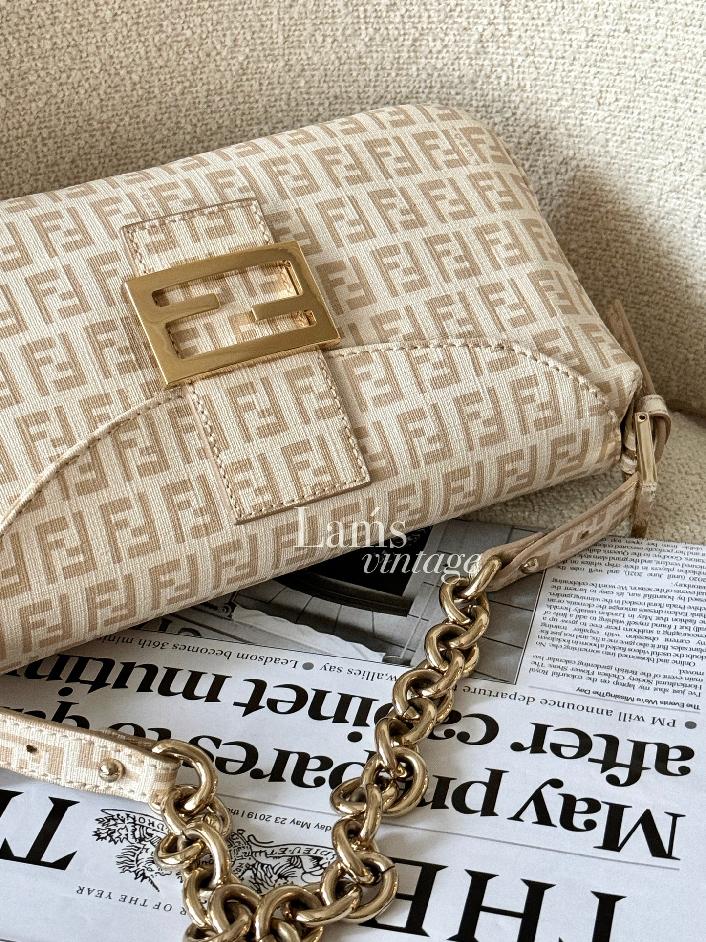 Vintage Fendi zucca baguette