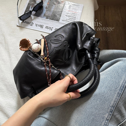 Vintage Loewe lambskin bag🪐