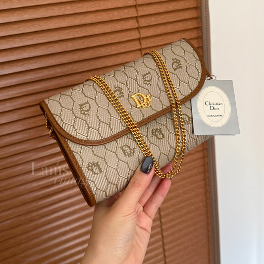 Vintage Dior honeycomb 2-way envelope🍯
