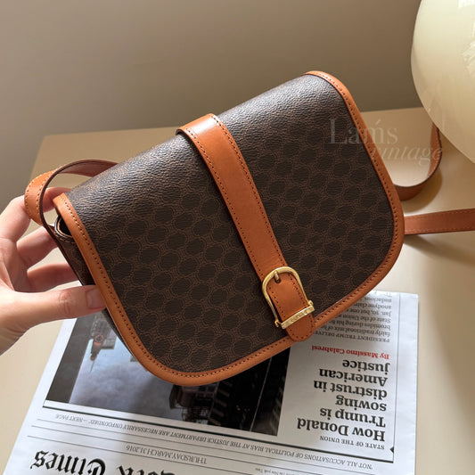 Vintage Celine macadam crossbody bag🧸